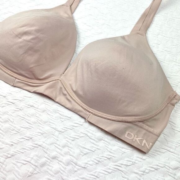 BUY 1 GET 1 FREE DKNY Medium wire free nude pink tan bra comfortable every day - Picture 3 of 9